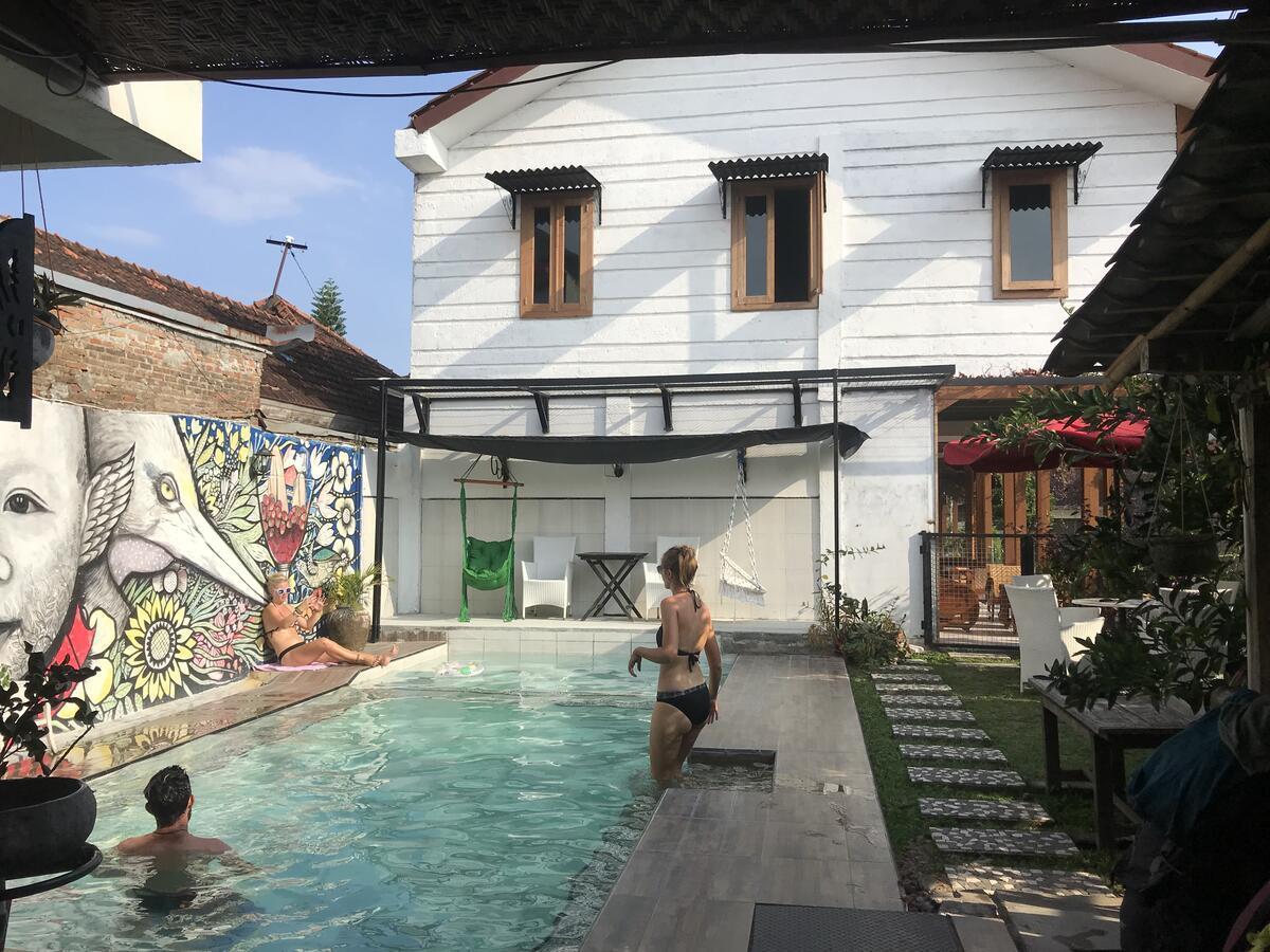 Arjuna Garden Homestay Γιογκιακάρτα Εξωτερικό φωτογραφία