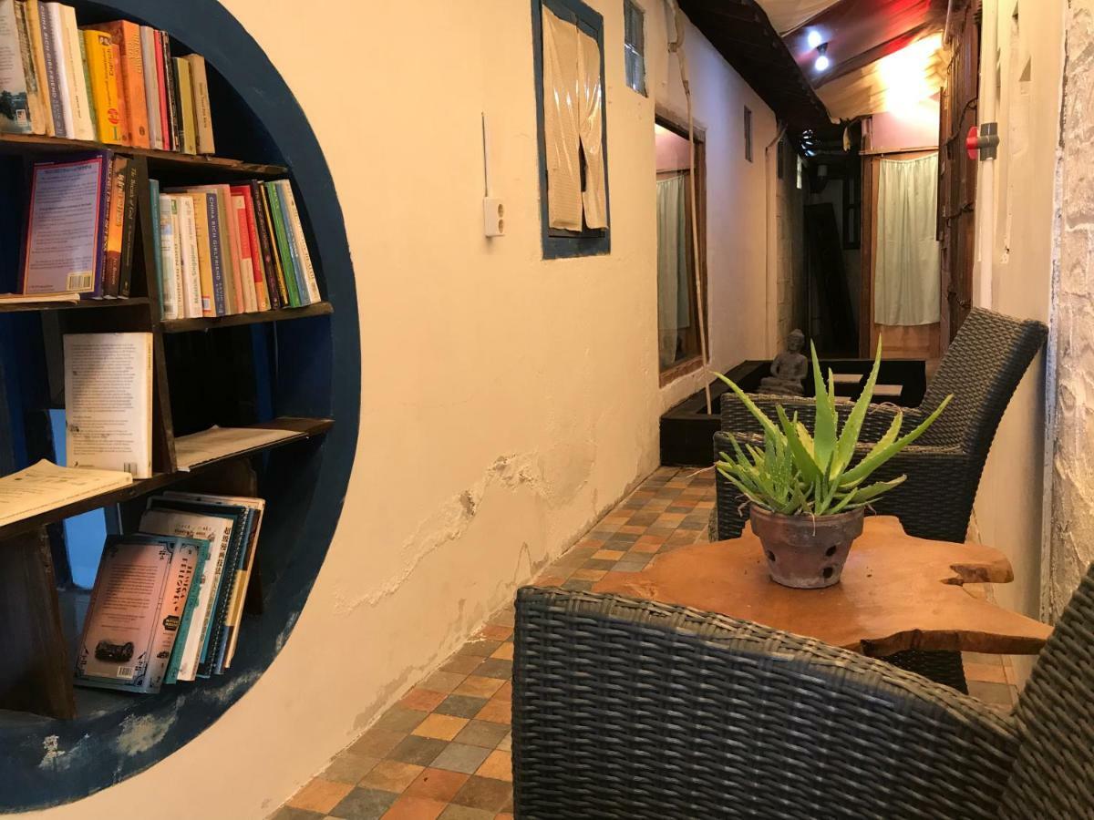 Arjuna Garden Homestay Γιογκιακάρτα Εξωτερικό φωτογραφία
